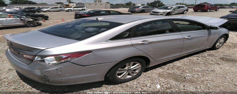 5NPEB4ACXDH720298 2013 HYUNDAI SONATA photo no. 4