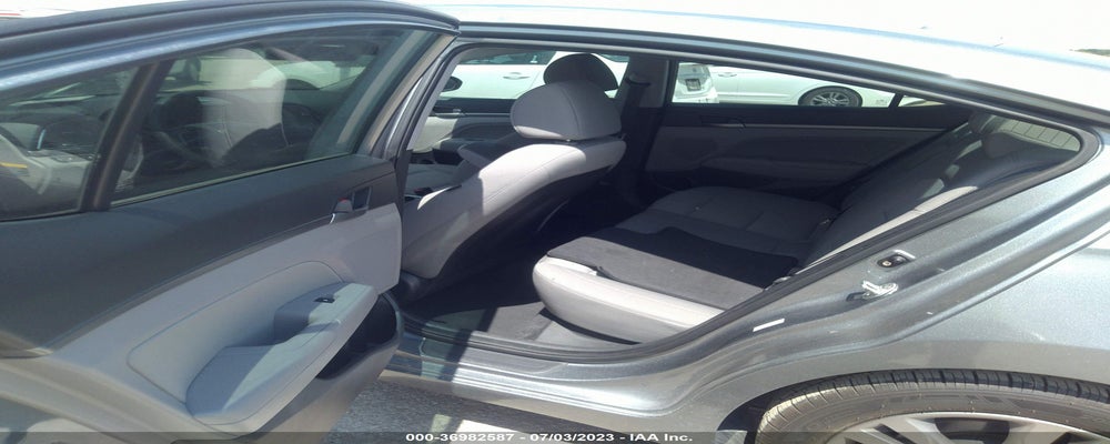 KMHD84LF8JU537559 2018 HYUNDAI ELANTRA photo no. 8