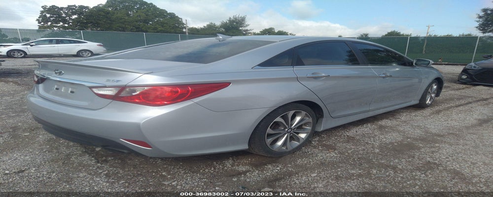 5NPEC4AB9EH851373 2014 HYUNDAI SONATA photo no. 4