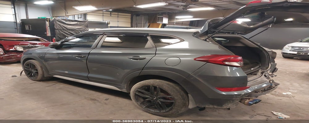 KM8J3CA46HU521934 2017 HYUNDAI TUCSON photo no. 3