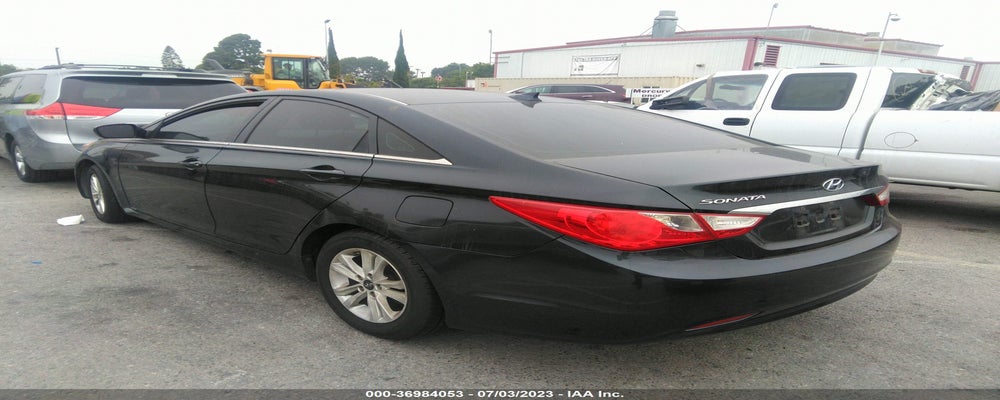 5NPEB4AC1DH637388 2013 HYUNDAI SONATA photo no. 3
