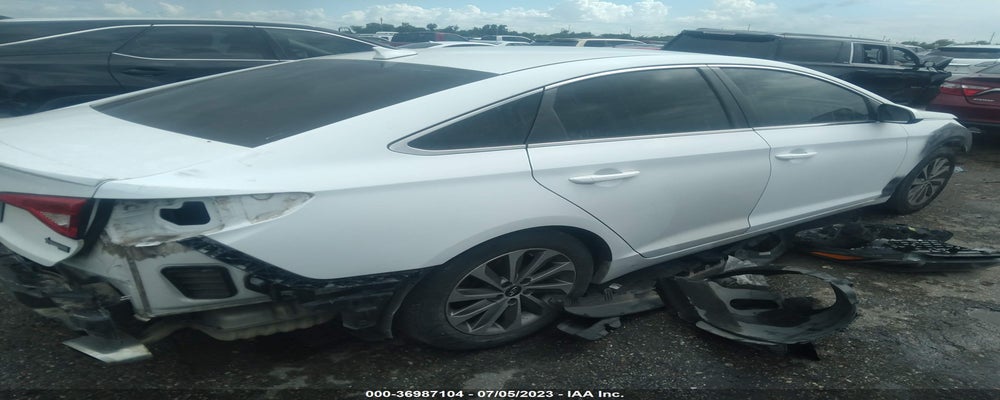 5NPE24AF4GH401218 2016 HYUNDAI SONATA photo no. 4