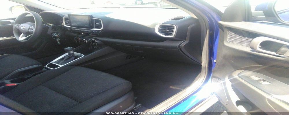 KMHRB8A30MU067619 2021 HYUNDAI VENUE photo no. 5