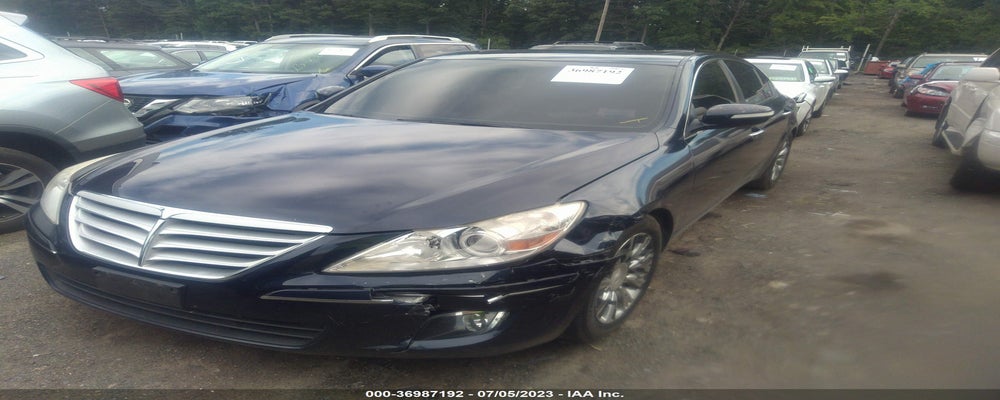 KMHGC4DE0BU145274 2011 HYUNDAI GENESIS photo no. 2