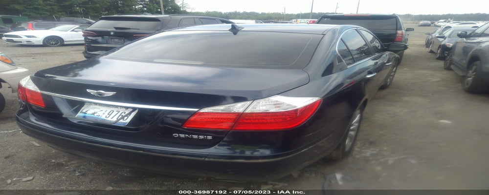 KMHGC4DE0BU145274 2011 HYUNDAI GENESIS photo no. 4