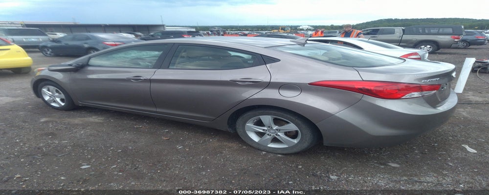 5NPDH4AE4CH118930 2012 HYUNDAI ELANTRA photo no. 3