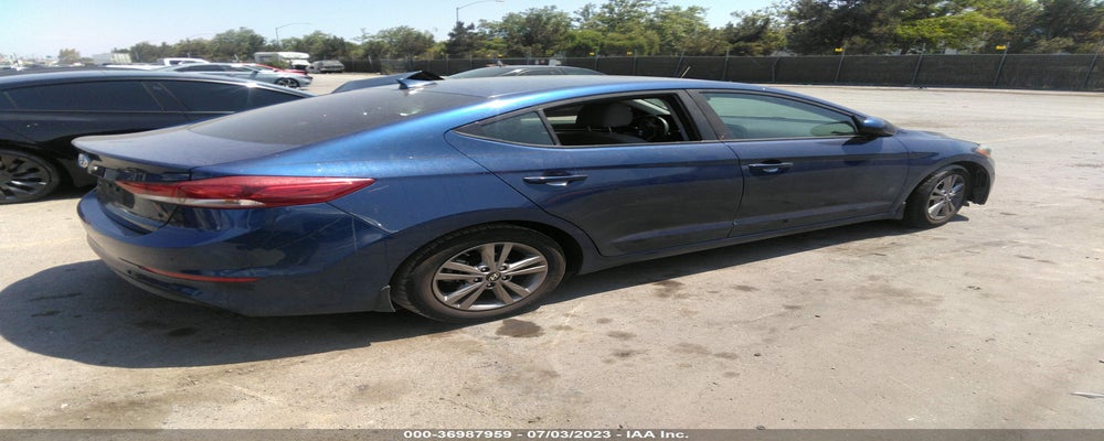 5NPD84LFXJH359281 2018 HYUNDAI ELANTRA photo no. 4