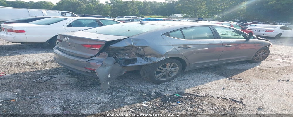 KMHD84LF7HU179767 2017 HYUNDAI ELANTRA photo no. 4