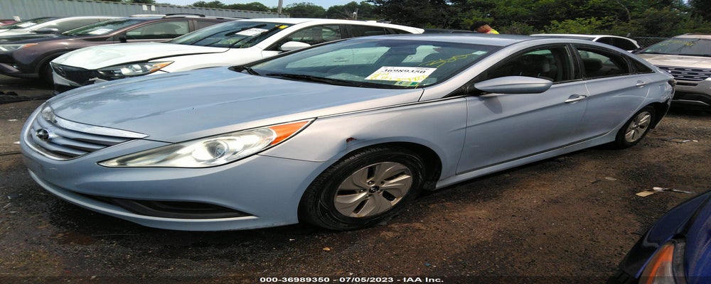 5NPEB4AC3EH824830 2014 HYUNDAI SONATA photo no. 2