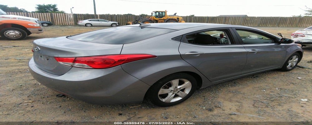 KMHDH4AE4DU632957 2013 HYUNDAI ELANTRA photo no. 4