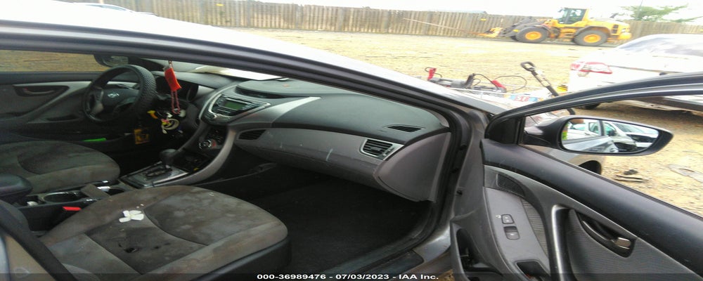 KMHDH4AE4DU632957 2013 HYUNDAI ELANTRA photo no. 5