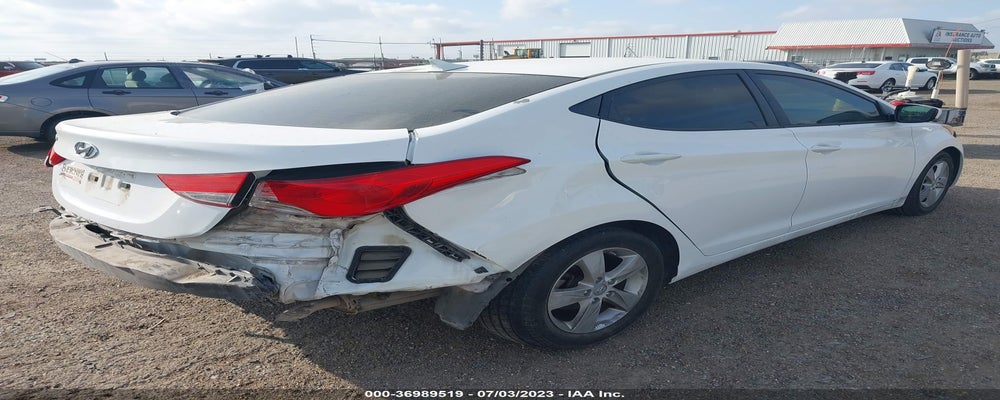 5NPDH4AEXDH232268 2013 HYUNDAI ELANTRA photo no. 4