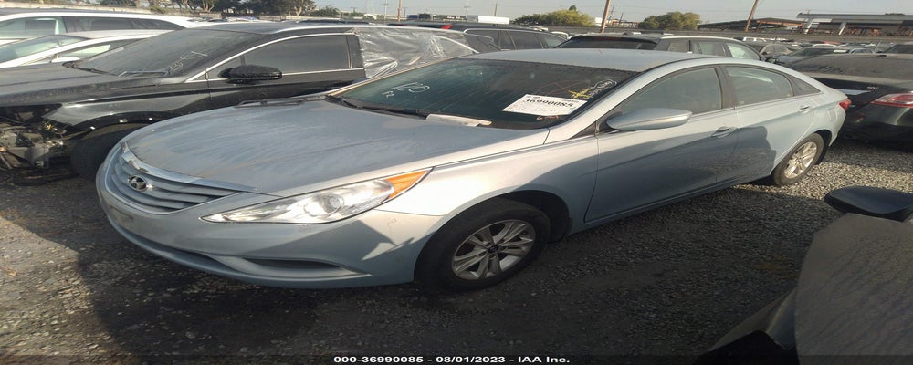 5NPEB4AC9DH613615 2013 HYUNDAI SONATA photo no. 2