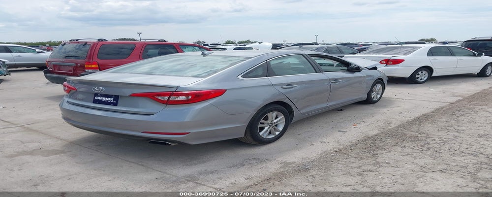 5NPE24AF3FH131929 2015 HYUNDAI SONATA photo no. 4