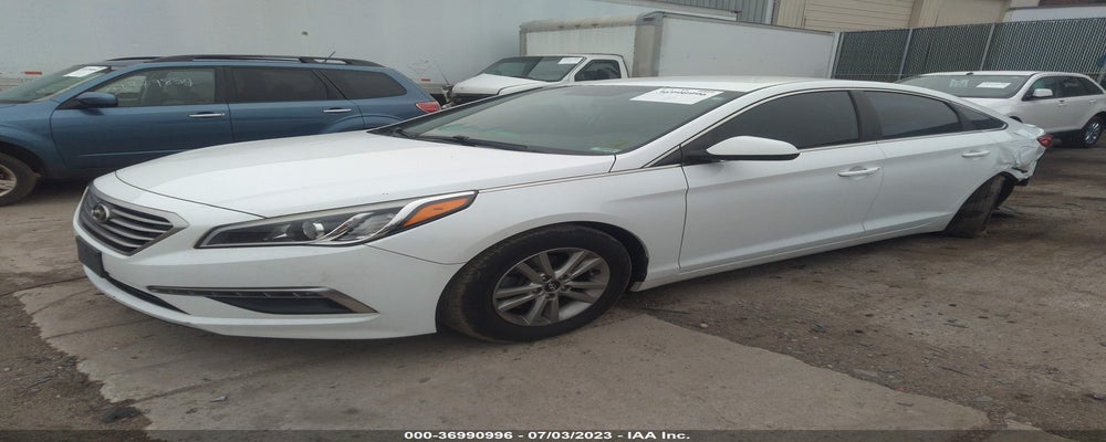 5NPE24AFXFH188029 2015 HYUNDAI SONATA photo no. 2