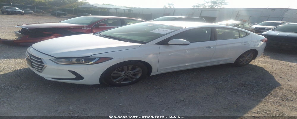 5NPD84LF3HH106698 2017 HYUNDAI ELANTRA photo no. 2