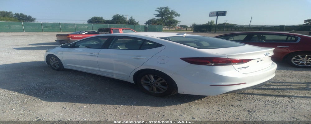 5NPD84LF3HH106698 2017 HYUNDAI ELANTRA photo no. 3