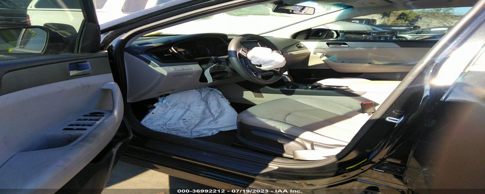 5NPE24AF8KH745126 2019 HYUNDAI SONATA photo no. 5
