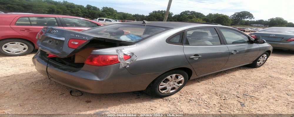 KMHDU4AD3AU932407 2010 HYUNDAI ELANTRA photo no. 4