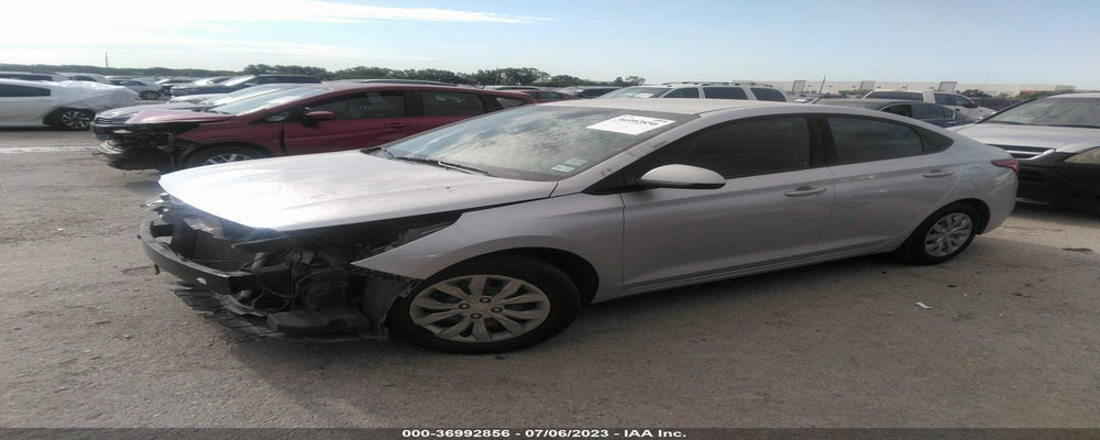 3KPC24A38JE010632 2018 HYUNDAI ACCENT photo no. 2