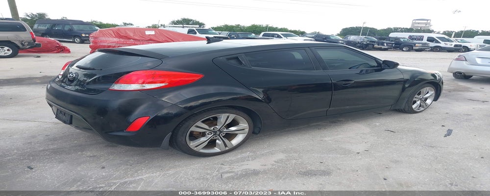 KMHTC6AD9DU155780 2013 HYUNDAI VELOSTER photo no. 4