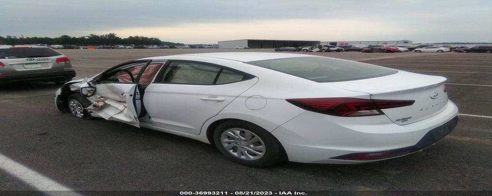 5NPD74LF1KH460990 2019 HYUNDAI ELANTRA photo no. 3