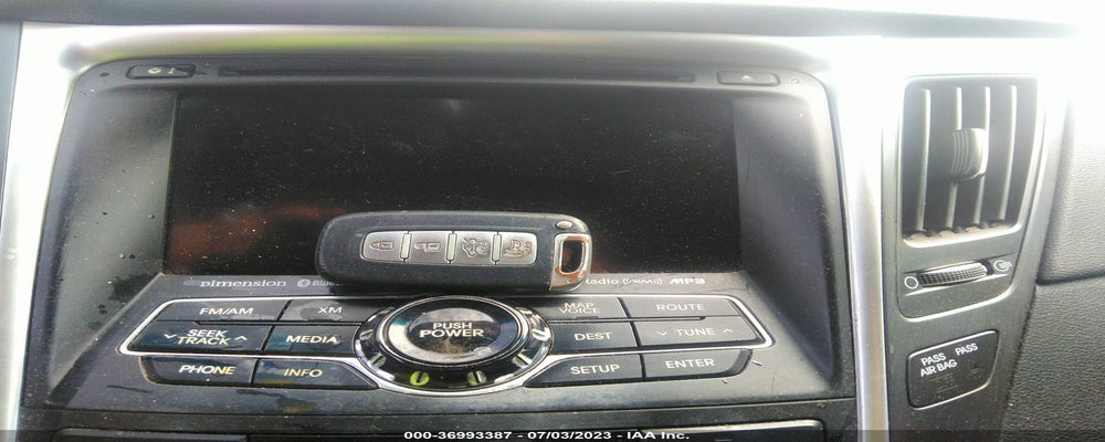 5NPEC4AC1CH392152 2012 HYUNDAI SONATA photo no. 11