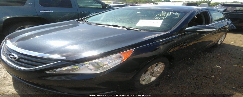 5NPEB4AC3EH857603 2014 HYUNDAI SONATA photo no. 2