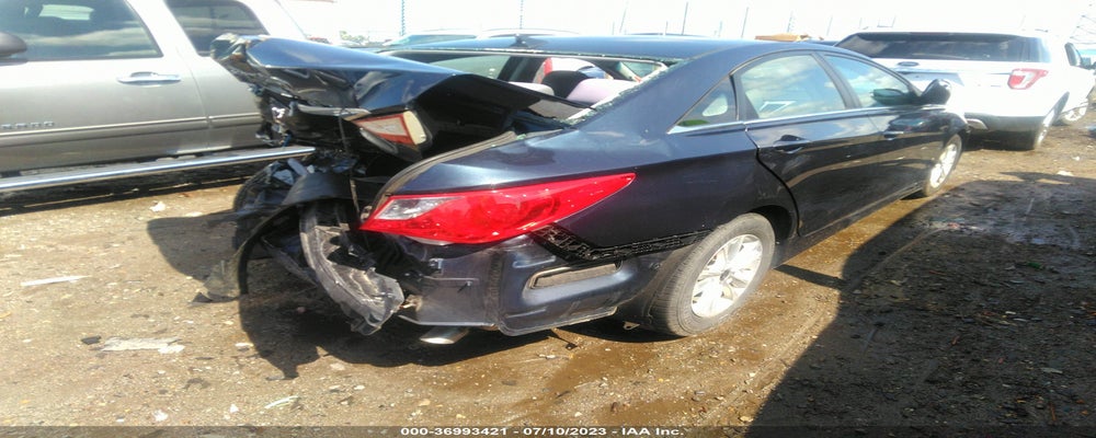 5NPEB4AC3EH857603 2014 HYUNDAI SONATA photo no. 4