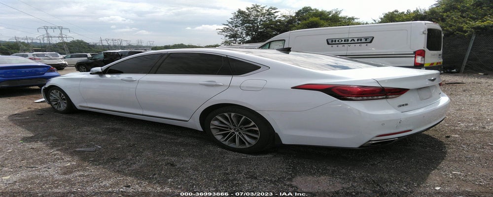 KMHGN4JE8FU037120 2015 HYUNDAI GENESIS photo no. 3