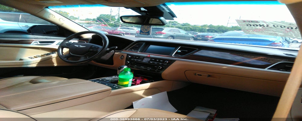 KMHGN4JE8FU037120 2015 HYUNDAI GENESIS photo no. 5