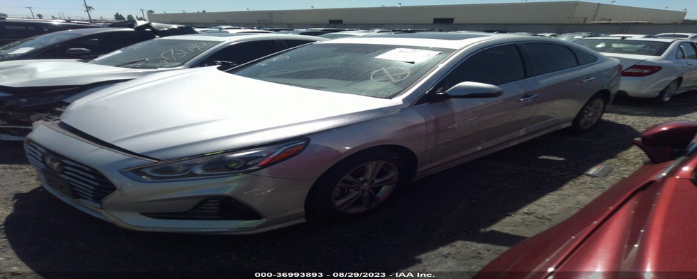 5NPE34AF2JH597180 2018 HYUNDAI SONATA photo no. 2