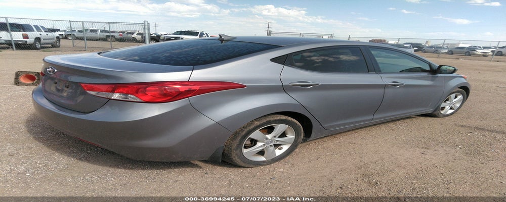 KMHDH4AE3DU516553 2013 HYUNDAI ELANTRA photo no. 4