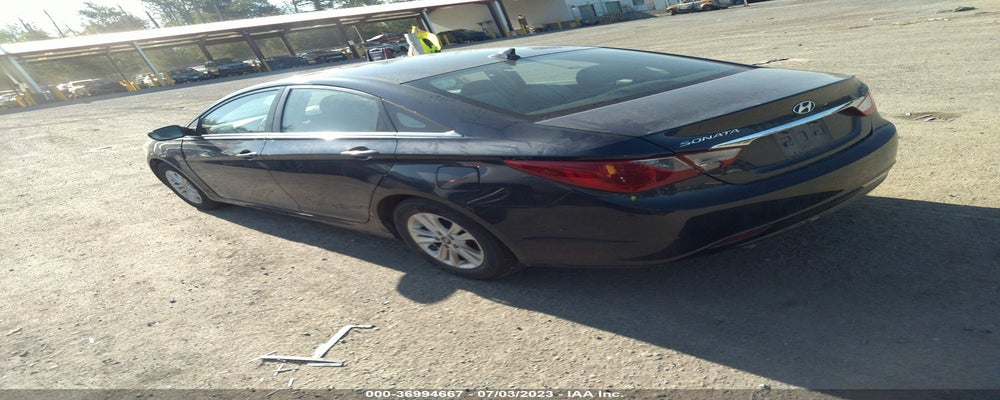 5NPEB4AC1BH236288 2011 HYUNDAI SONATA photo no. 3
