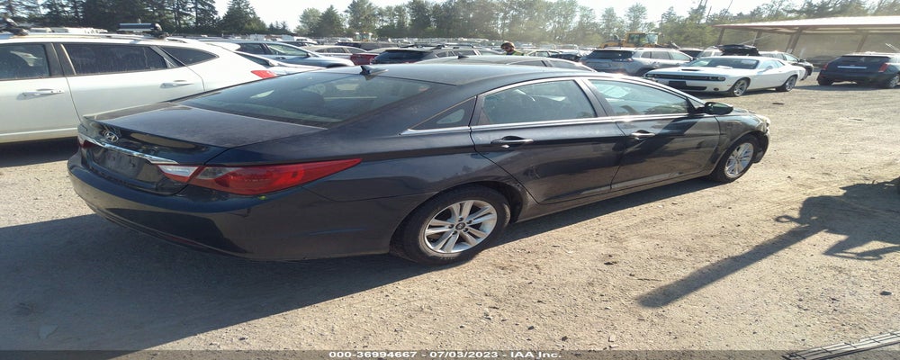 5NPEB4AC1BH236288 2011 HYUNDAI SONATA photo no. 4