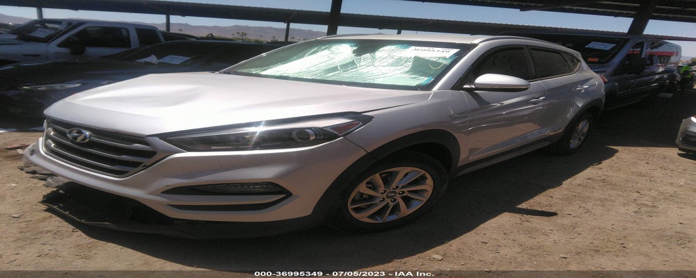 KM8J33A44JU771128 2018 HYUNDAI TUCSON photo no. 2