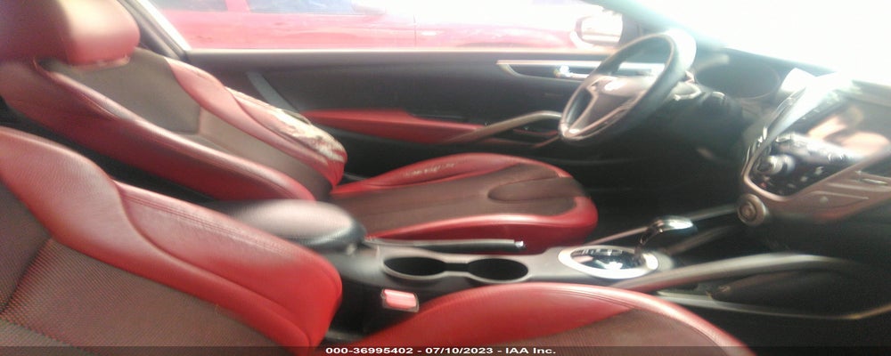 KMHTC6AD7CU068300 2012 HYUNDAI VELOSTER photo no. 5