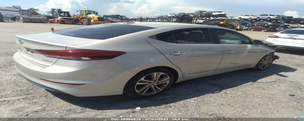 5NPD84LF2HH007211 2017 HYUNDAI ELANTRA photo no. 4