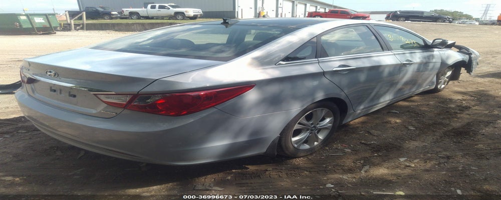5NPEC4ACXDH554247 2013 HYUNDAI SONATA photo no. 4
