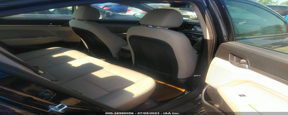 5NPD84LF9HH052064 2017 HYUNDAI ELANTRA photo no. 8