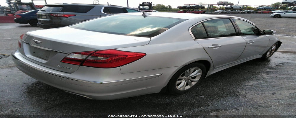 KMHGC4DD5DU257501 2013 HYUNDAI GENESIS photo no. 4