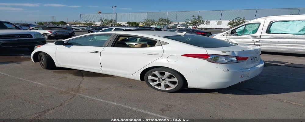 5NPDH4AE8DH373520 2013 HYUNDAI ELANTRA photo no. 3