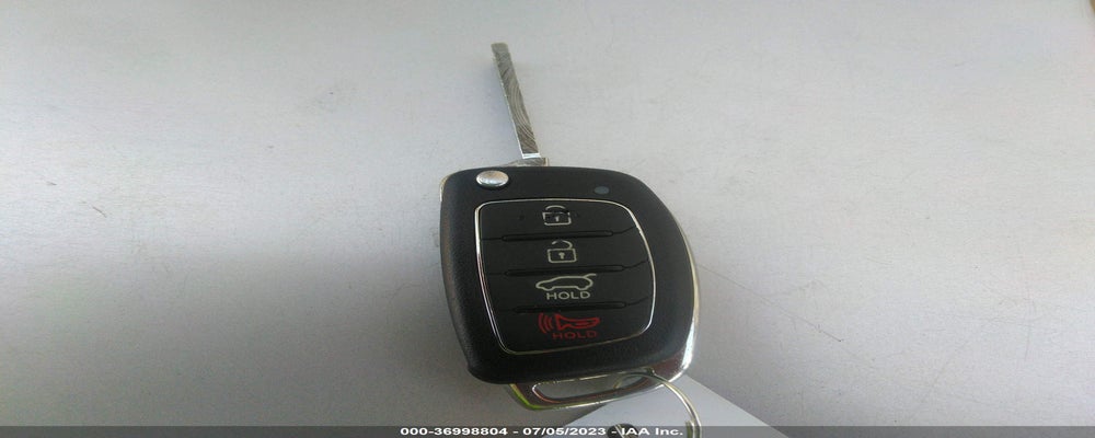 5XYZT3LB2GG322995 2016 HYUNDAI SANTA FE SPORT photo no. 11