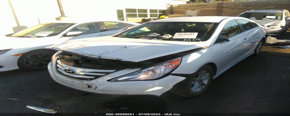 5NPEB4AC1EH892446 2014 HYUNDAI SONATA photo no. 2