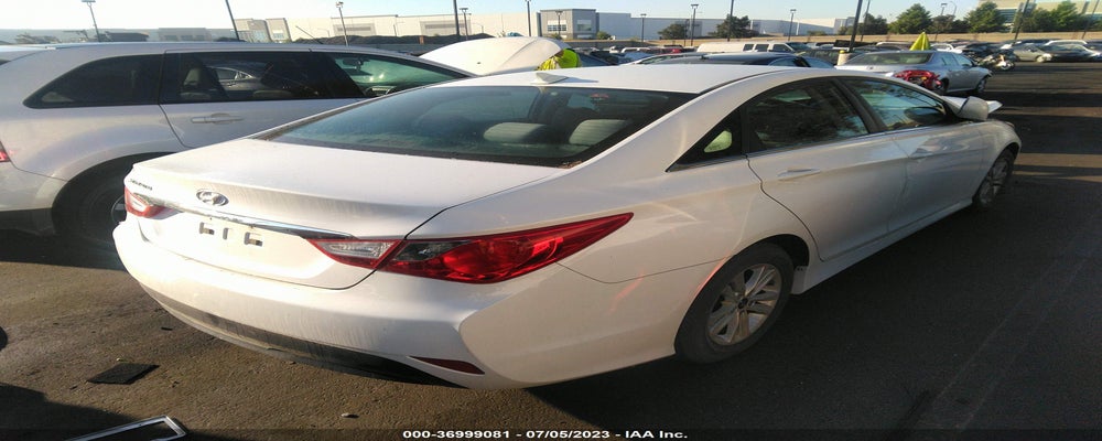 5NPEB4AC1EH892446 2014 HYUNDAI SONATA photo no. 4