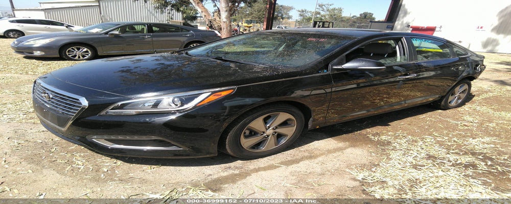KMHE14L29GA029990 2016 HYUNDAI SONATA PLUG-IN HYBRID photo no. 2