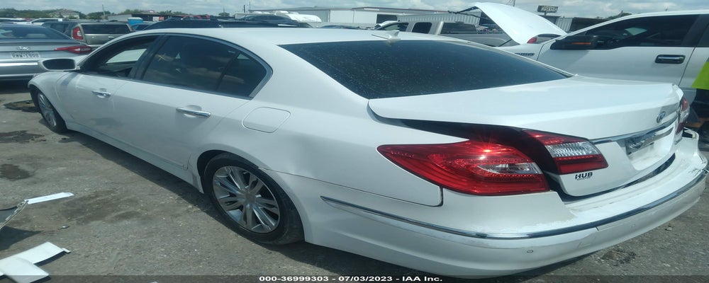 KMHGC4DD6CU211724 2012 HYUNDAI GENESIS photo no. 3