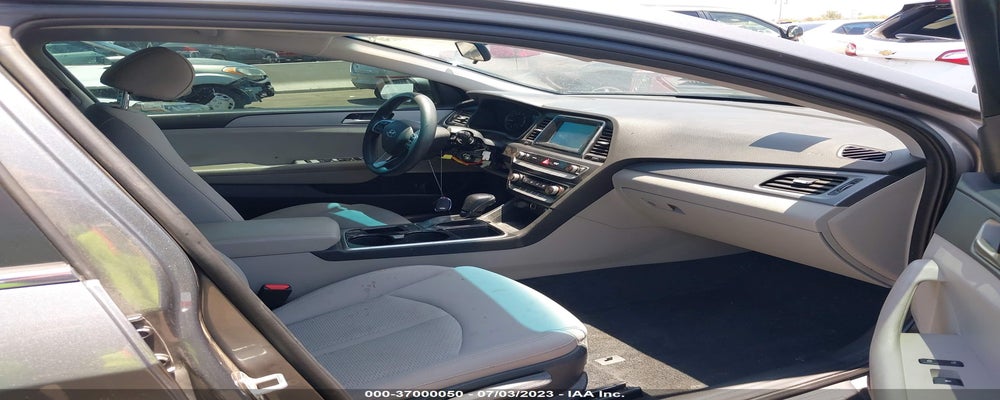 5NPE24AF2KH800458 2019 HYUNDAI SONATA photo no. 5