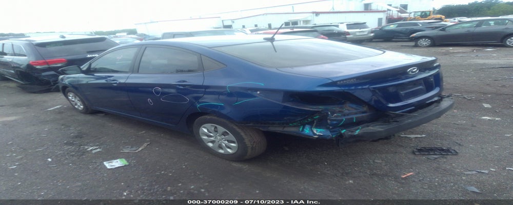 KMHCT4AE1FU820607 2015 HYUNDAI ACCENT photo no. 3