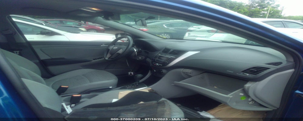 KMHCT4AE1FU820607 2015 HYUNDAI ACCENT photo no. 5